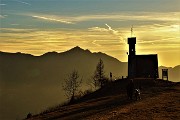 90 Cappella Alpina con Pizzo Formico